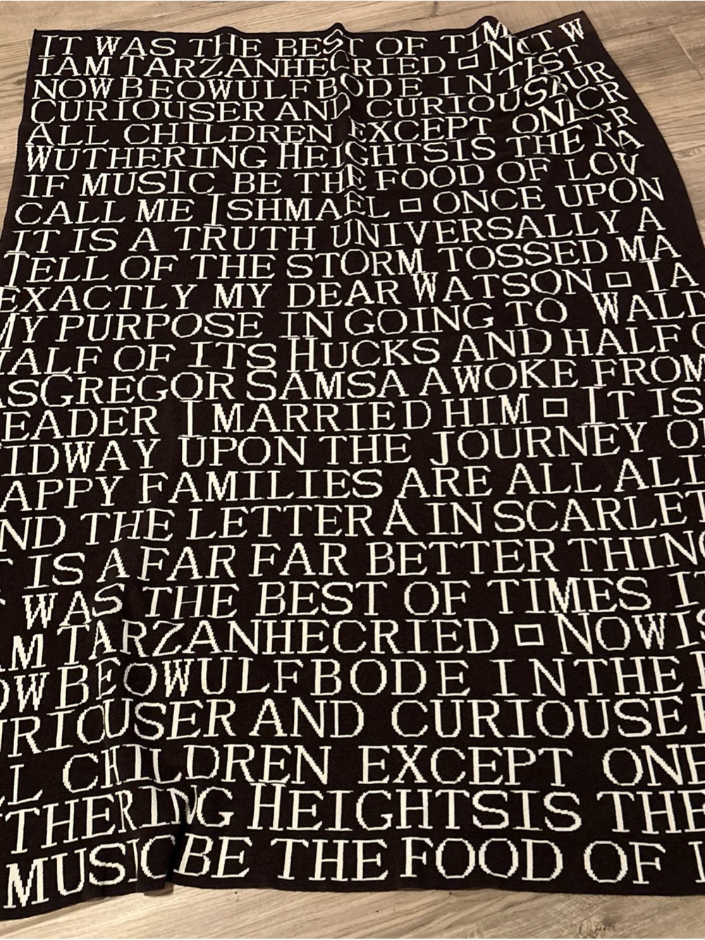 Barnes & Noble Throw Blanket Literary Quotes Classic Books Brown/Ivory